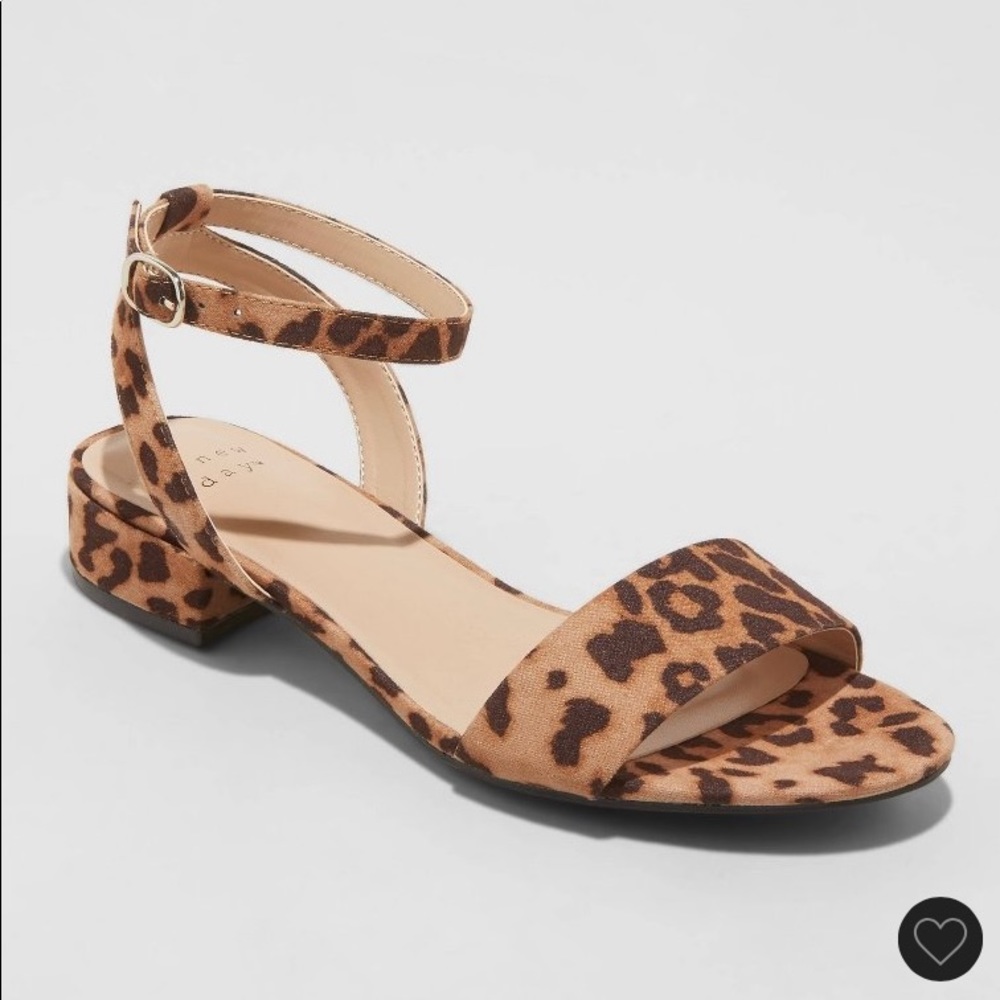 Cheetah Print Strap Sandals (1 inch heel)